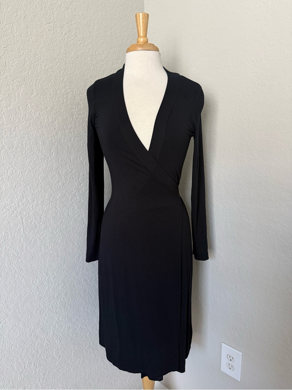 Boden Black Wrap Midi Jersey Knit Dress Size 6R Long Sleeve Stretch Career Chic